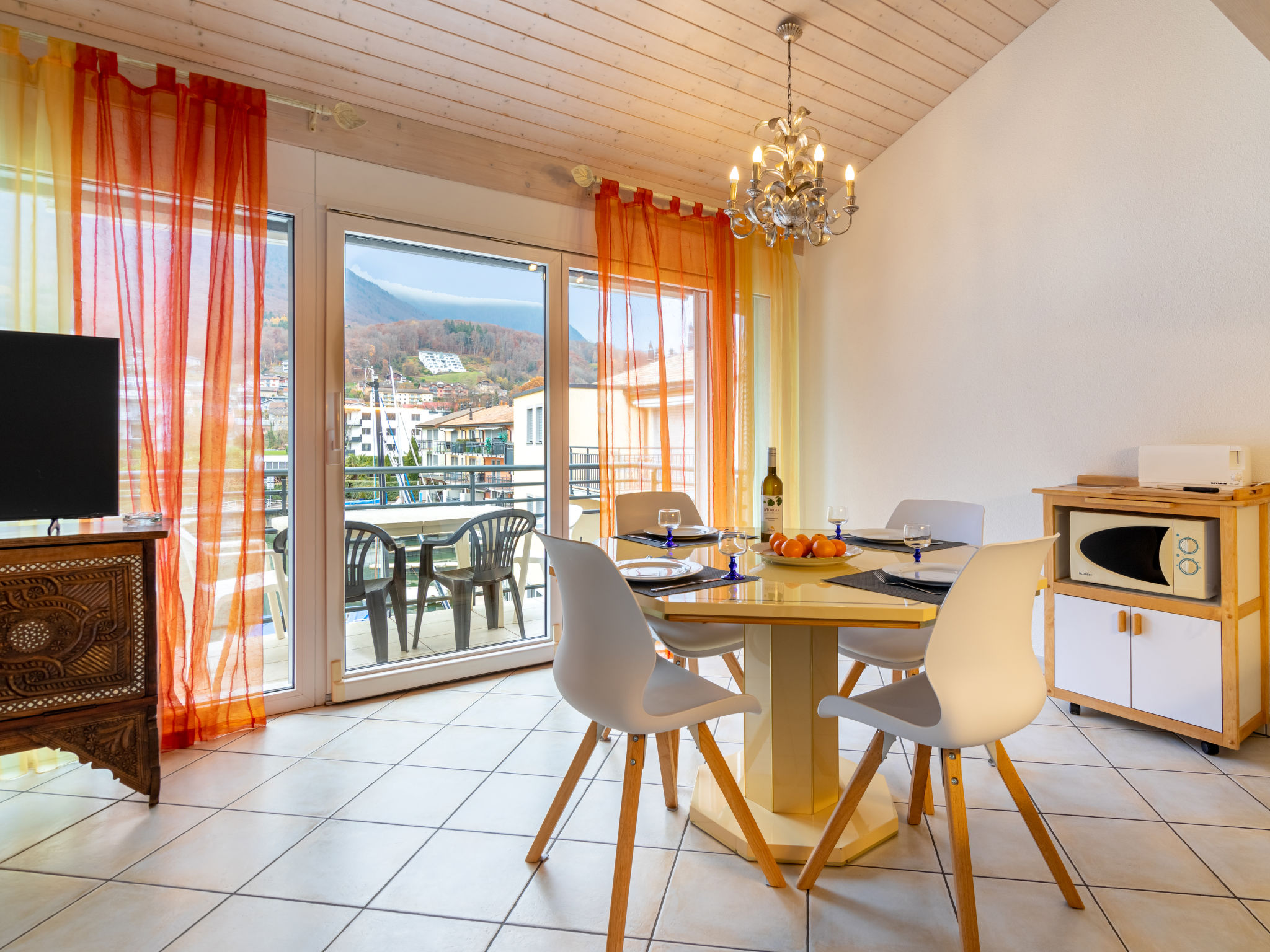 Foto 2 - Apartamento de 1 habitación en Port-Valais con vistas a la montaña