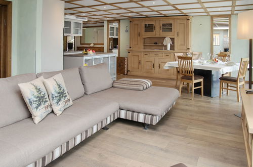 Photo 2 - 3 bedroom Apartment in Sankt Moritz with terrace and sauna