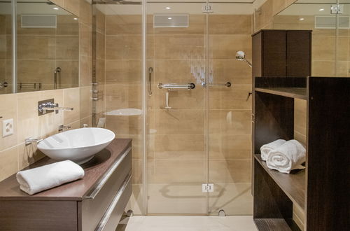 Photo 15 - 3 bedroom Apartment in Sankt Moritz with terrace and sauna