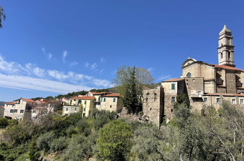 Foto 4 - Apartment mit 1 Schlafzimmer in Imperia mit garten und terrasse