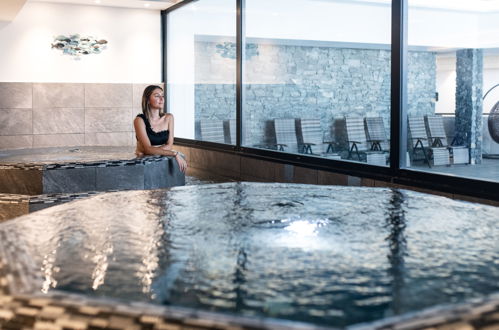 Photo 25 - Appartement de 2 chambres à Fontcouverte-la-Toussuire avec piscine et vues sur la montagne