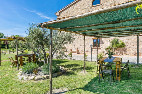 Foto 1 - Apartamento de 2 quartos em Guardistallo com piscina e jardim