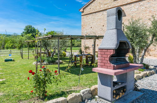 Foto 23 - Appartamento con 2 camere da letto a Guardistallo con piscina e vista mare