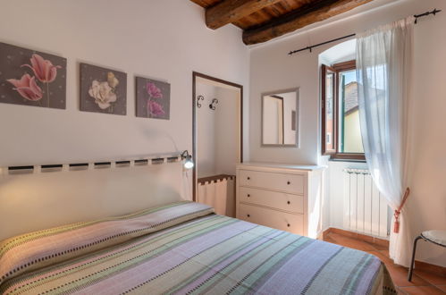 Foto 8 - Appartamento con 2 camere da letto a Dolcedo con terrazza