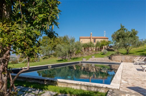 Foto 54 - Casa de 5 quartos em Roccalbegna com piscina privada e jardim