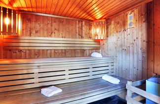 Foto 3 - Apartamento en Briançon con jardín y sauna