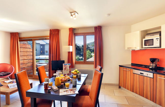 Appartement de 3 chambres à Saint-Chaffrey avec piscine et jardin - Photo 4