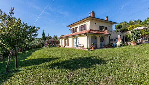 Maison de 6 chambres à Rosignano Marittimo avec piscine privée et jardin - Photo 5