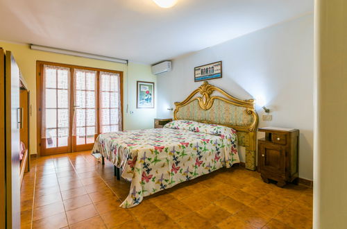 Photo 33 - 4 bedroom House in Rosignano Marittimo with private pool and garden