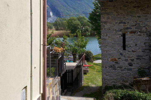 Photo 10 - Maison de 1 chambre à Sorico avec jardin et vues sur la montagne