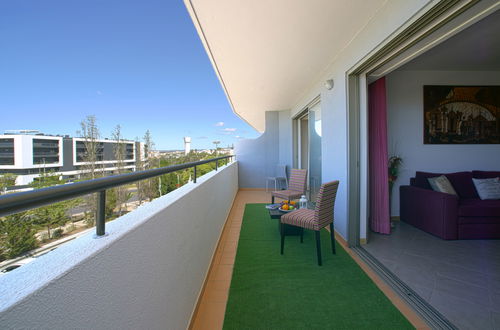 Foto 18 - Apartamento de 1 habitación en Portimão con piscina y vistas al mar