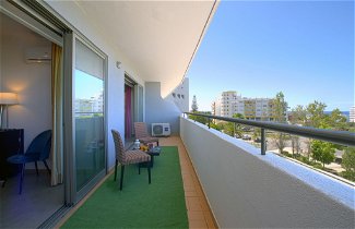 Foto 1 - Apartamento de 1 quarto em Portimão com piscina e vistas do mar