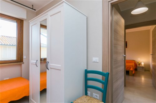 Foto 22 - Apartamento de 2 habitaciones en San Vincenzo con vistas al mar
