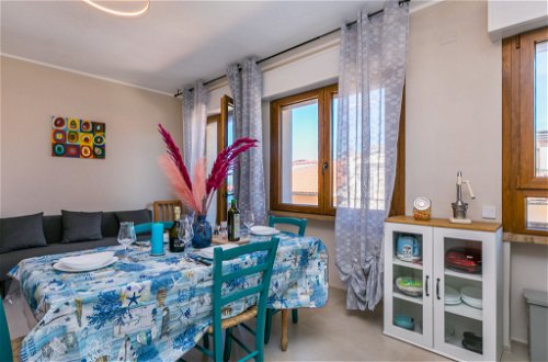 Foto 12 - Appartamento con 2 camere da letto a San Vincenzo con vista mare