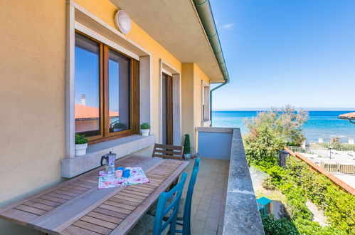 Foto 6 - Apartment mit 2 Schlafzimmern in San Vincenzo mit blick aufs meer