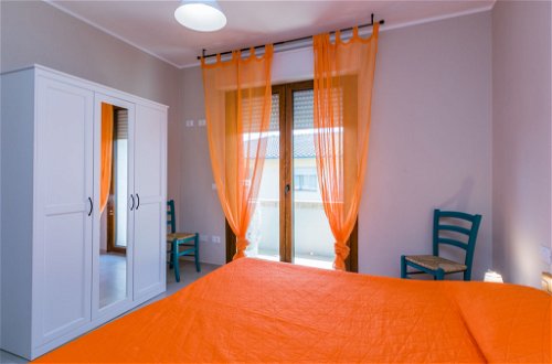Foto 17 - Apartment mit 2 Schlafzimmern in San Vincenzo mit blick aufs meer