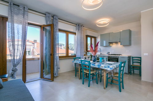 Photo 11 - 2 bedroom Apartment in San Vincenzo with garden