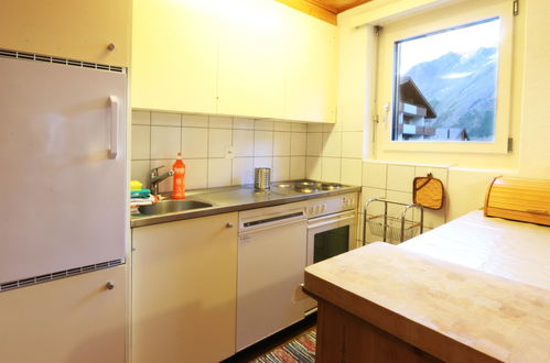 Foto 4 - Apartamento de 2 habitaciones en Saas-Fee