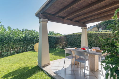 Photo 1 - Appartement de 1 chambre à Golfo Aranci avec piscine et jardin