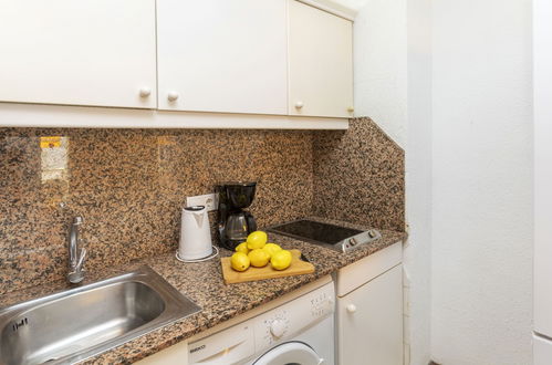 Photo 11 - 1 bedroom Apartment in Salou with swimming pool and terrace