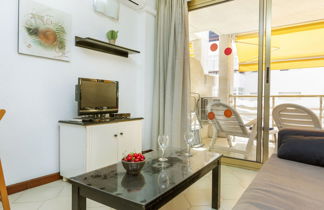 Photo 3 - 1 bedroom Apartment in Salou with swimming pool and sea view