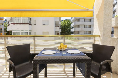 Foto 2 - Apartamento de 1 quarto em Salou com piscina e terraço