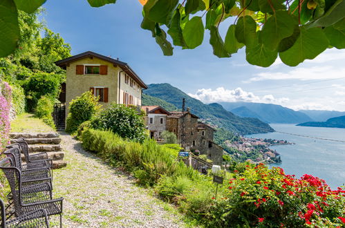 Foto 1 - Appartamento con 2 camere da letto a Bellano con vista sulle montagne