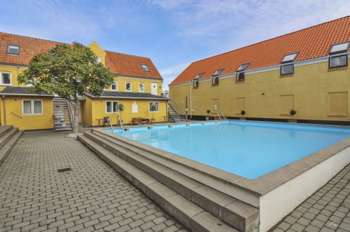 Photo 18 - 1 bedroom Apartment in Gudhjem with swimming pool and terrace