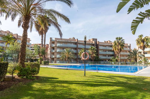 Foto 41 - Apartamento de 2 quartos em Salou com piscina e jardim