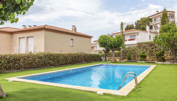 Foto 1 - Casa con 4 camere da letto a Tossa de Mar con piscina e giardino