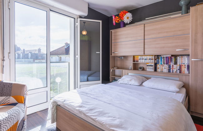 2 bedroom Apartment in Varaville - Photo 12