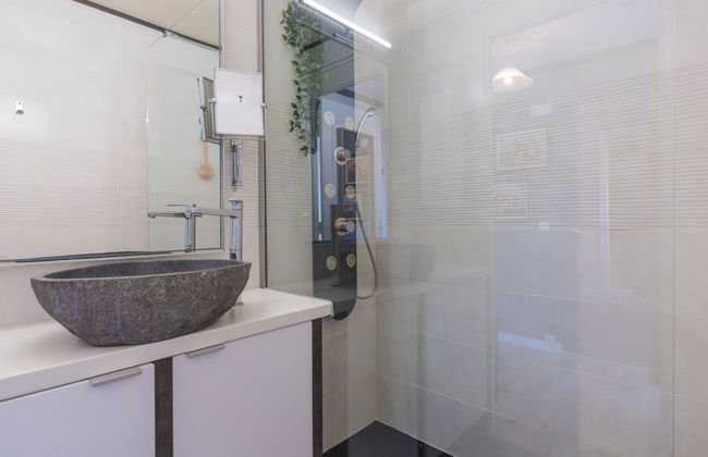 2 bedroom Apartment in Varaville - Photo 14