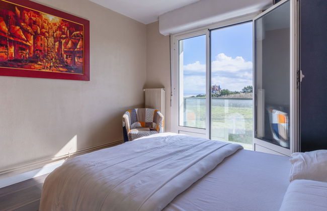 2 bedroom Apartment in Varaville - Photo 13