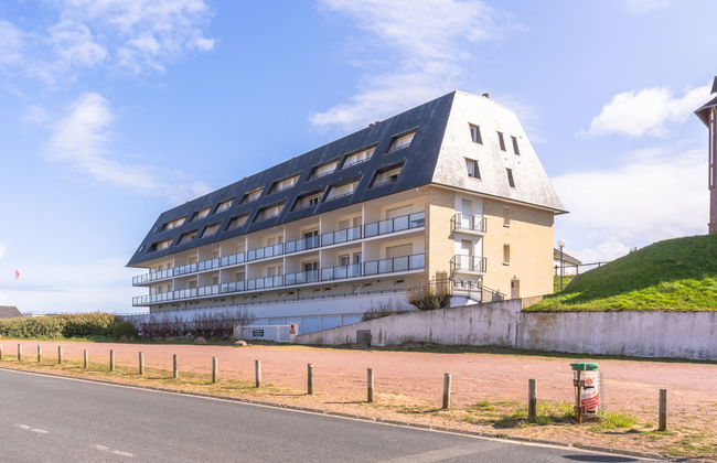2 bedroom Apartment in Varaville - Photo 16