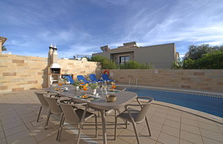 Photo 2 - 4 bedroom House in Albufeira with private pool