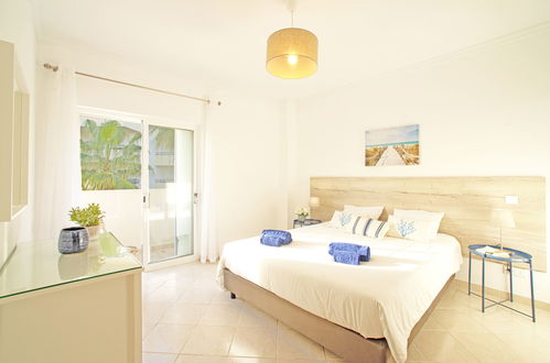 Foto 19 - Casa con 4 camere da letto a Albufeira con piscina privata e vista mare