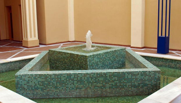 Lux Sevilla Palacio - Photo 5