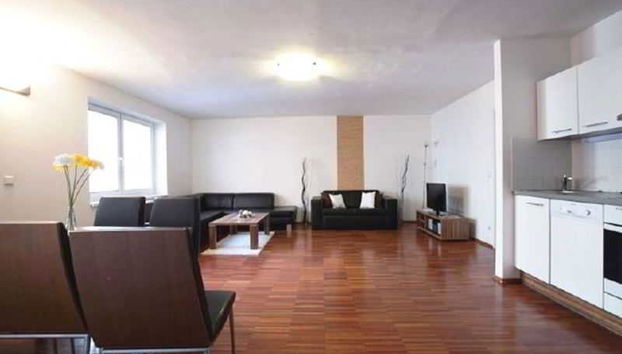 Royal Living Apartments - Photo 4