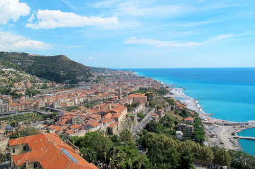 Foto 11 - Apartment mit 1 Schlafzimmer in Ventimiglia mit blick aufs meer