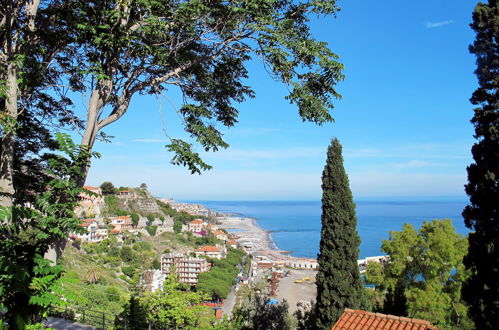 Foto 20 - Apartamento de 2 habitaciones en Ventimiglia con jardín y terraza