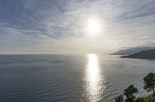 Foto 2 - Apartamento em Ventimiglia com terraço e vistas do mar