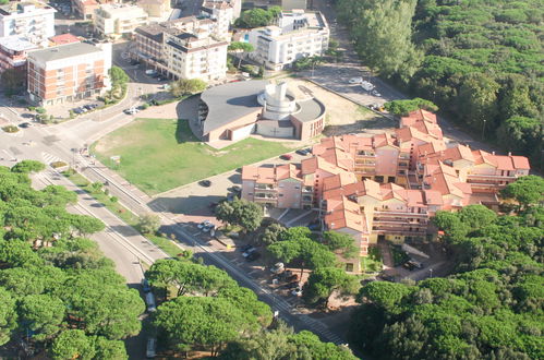 Foto 18 - Apartamento de 2 quartos em Rosolina com piscina e terraço