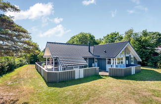 Photo 1 - 4 bedroom House in Saksild Strand with sauna