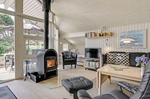 Photo 4 - Maison de 3 chambres à Vejlby Fed avec terrasse et sauna