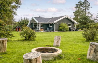Photo 3 - Maison de 3 chambres à Vejlby Fed avec terrasse et sauna