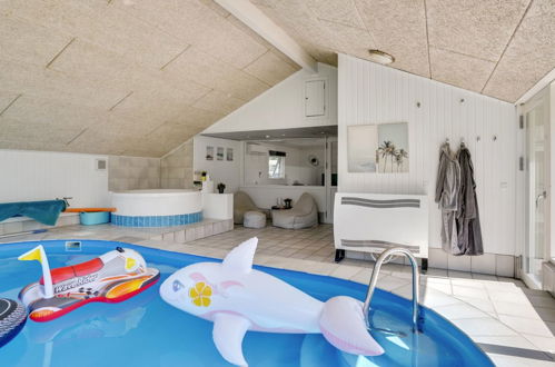 Foto 16 - Casa de 4 quartos em Storvorde com piscina privada e terraço