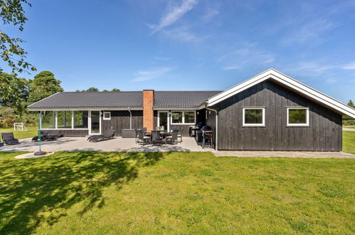 Photo 1 - Maison de 4 chambres à Storvorde avec piscine privée et terrasse