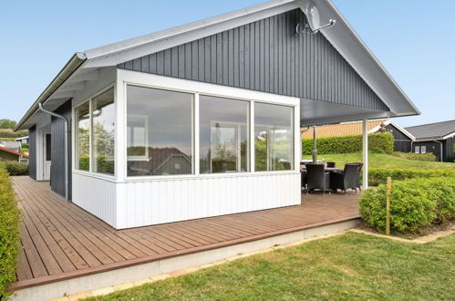 Photo 2 - Maison de 3 chambres à Hejls avec terrasse et bain à remous