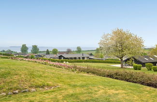 Photo 2 - Maison de 3 chambres à Hejls avec terrasse et bain à remous