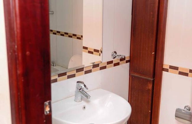Room in B&B - Nobilis Double Room a Wonderful Choice for Couples Wail Visiting Kigali - Foto 7